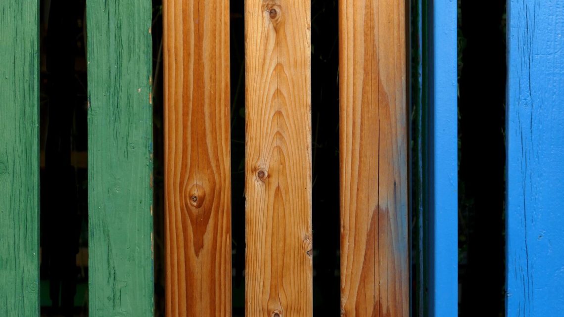 Impregnacja drewna i elewacji: kluczowe rozwiązania ochronne