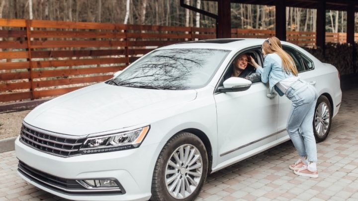 Ford Fusion z USA – komfortowy sedan klasy średniej i jak bezpiecznie sprowadzić go do Polski